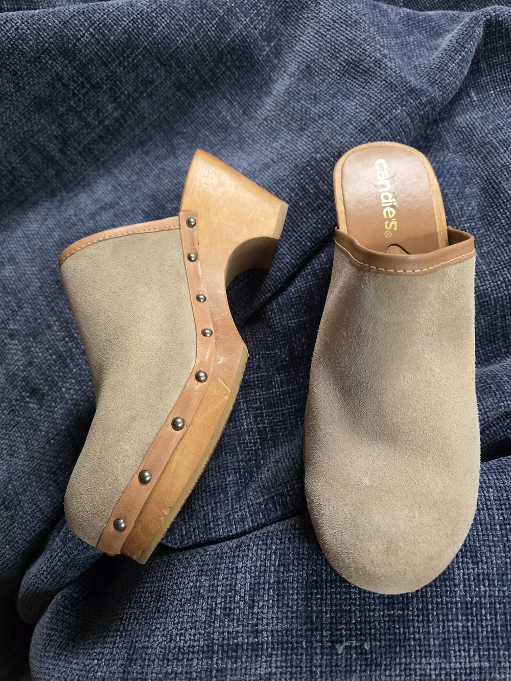 Candie's Tan & Brown Suede Clog Mules Wooden Heel Metal Grommet